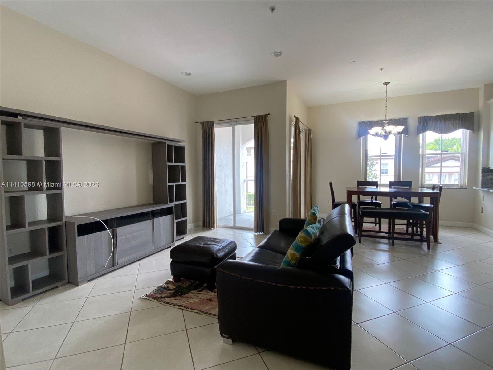 COURTYARDS THREE CONDO - Residential Lease