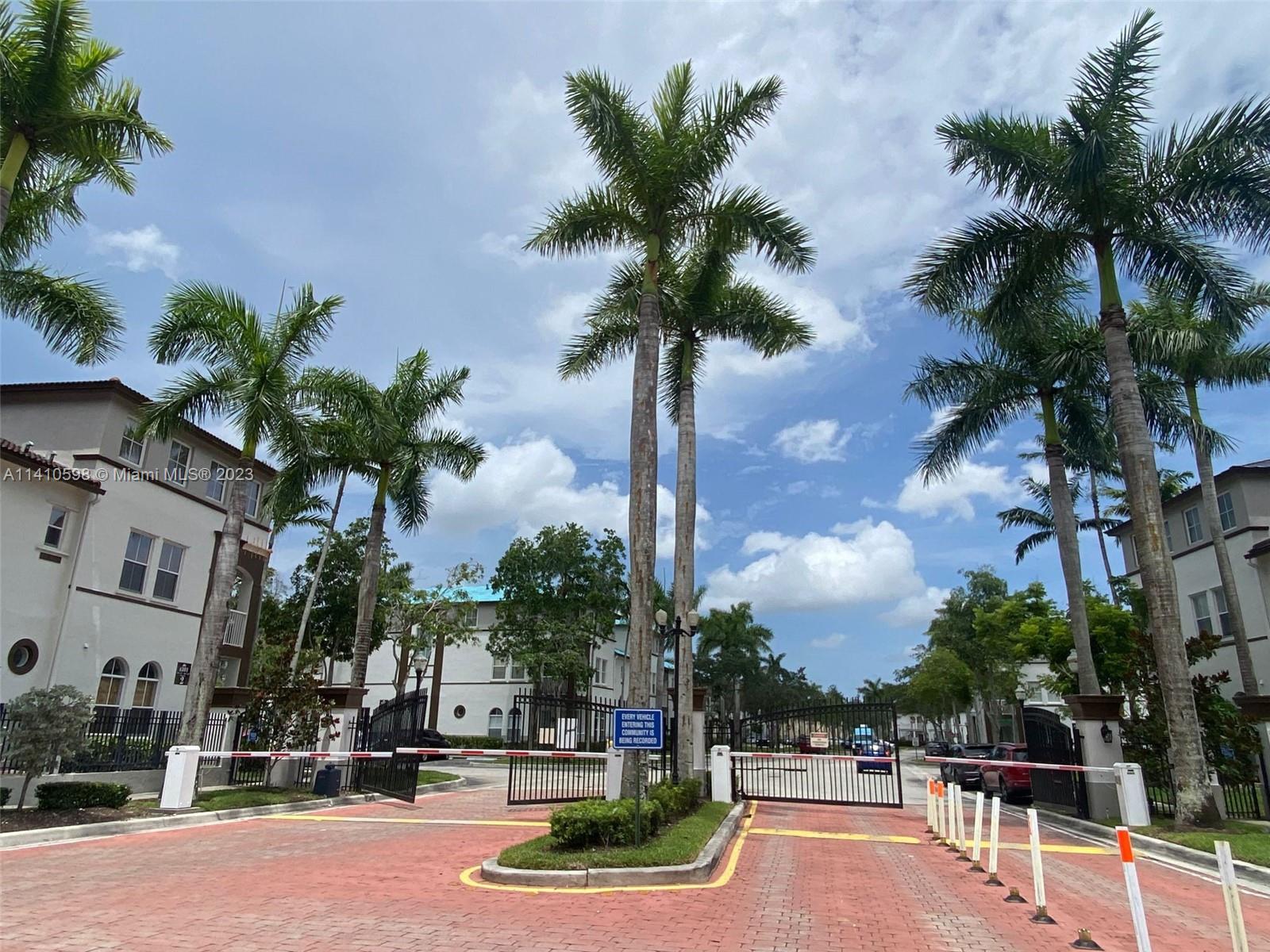 COURTYARDS THREE CONDO - Residential Lease