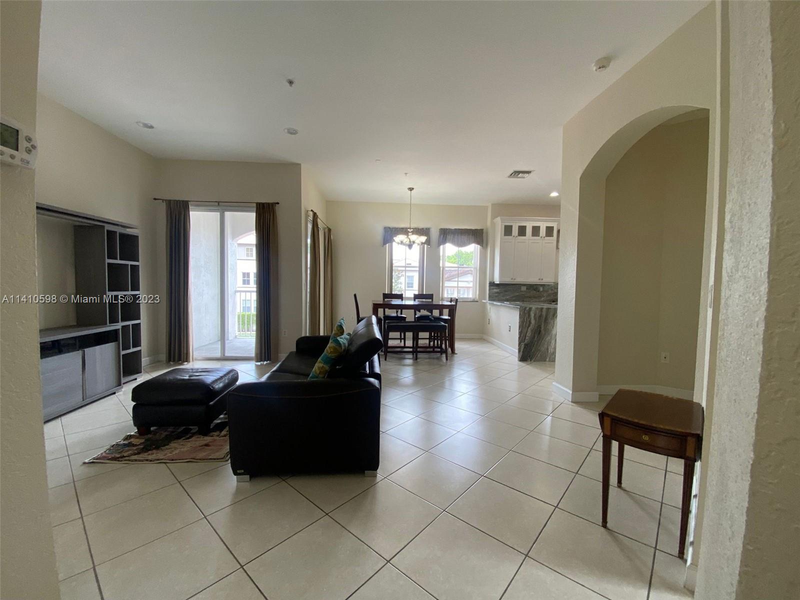 COURTYARDS THREE CONDO - Residential Lease