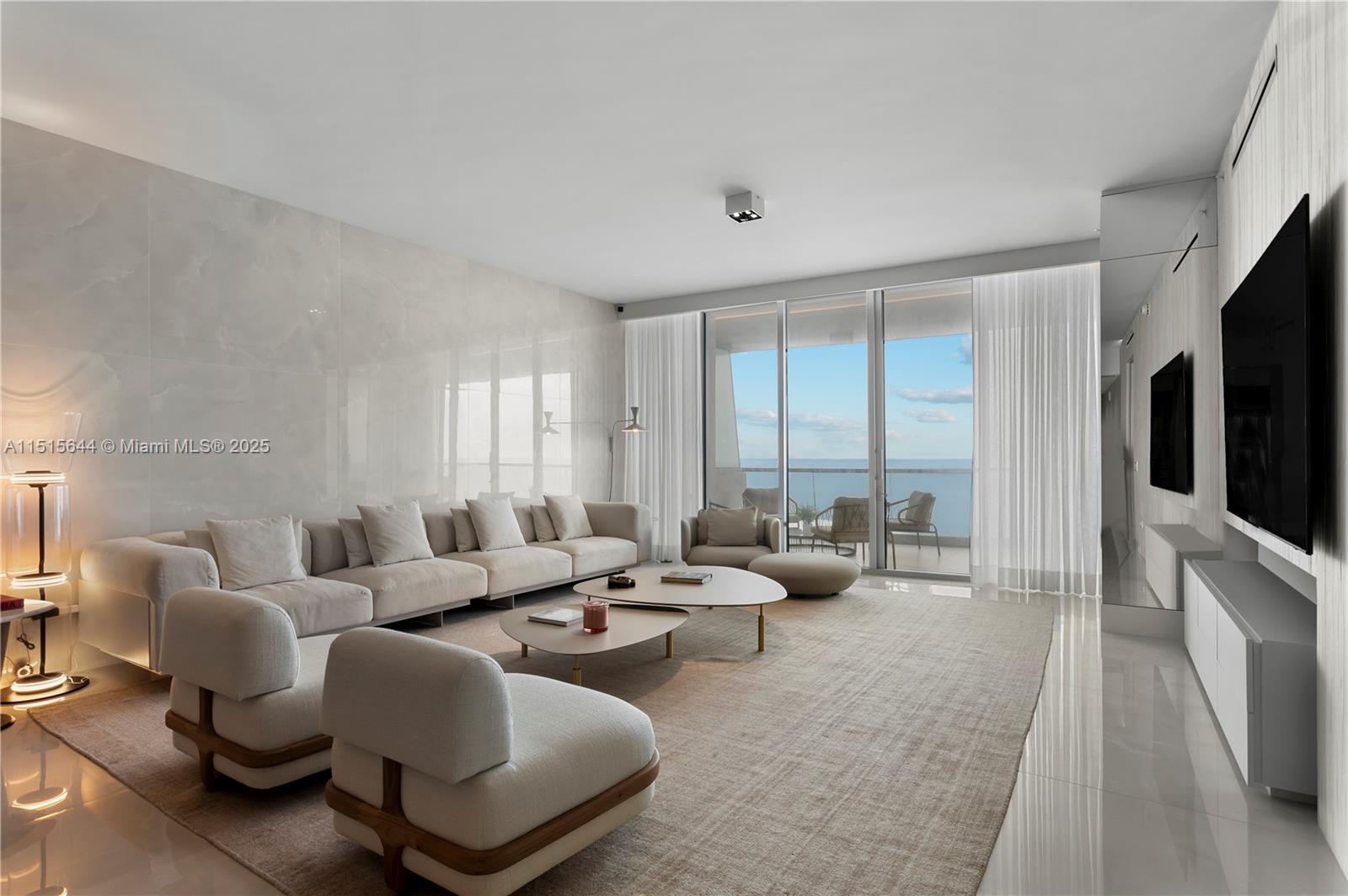 NORTH BISCAYNE BEACH AMEN - Residential