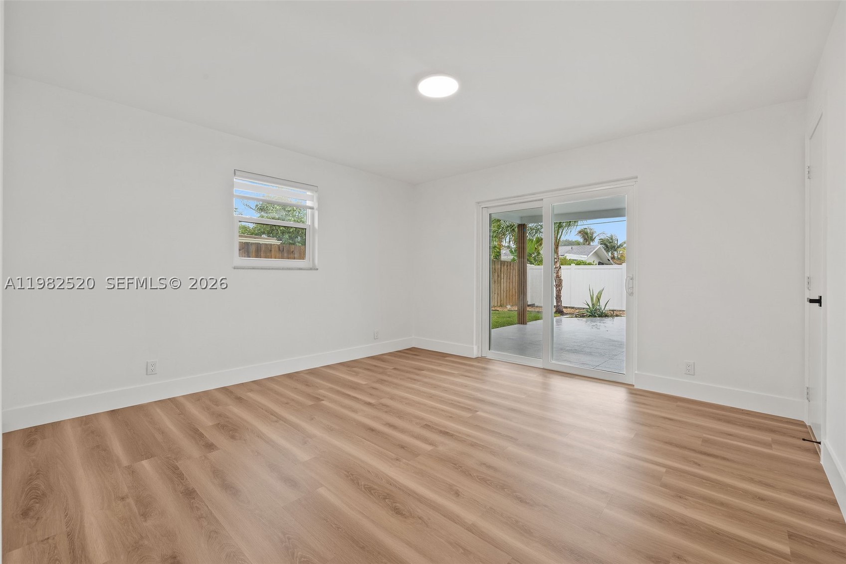 COUNTRY CLUB VILLAGE SEC - Residential