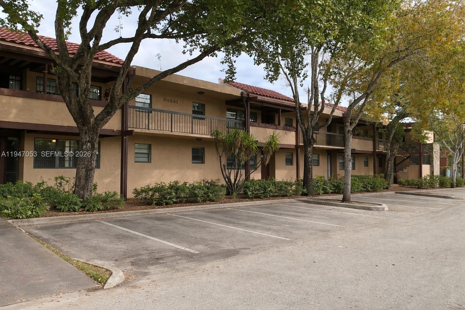 FAIRVIEW OF CALF CL CONDO - Residential
