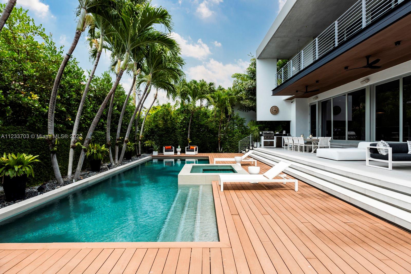 BISCAYNE KEY ESTATES - Residential