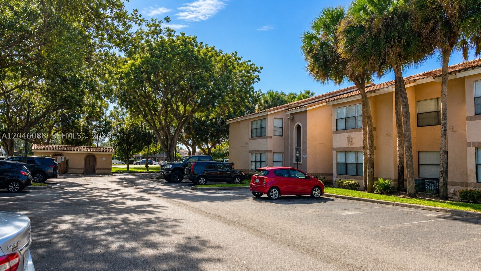 SUNDANCE AT DAVIE CONDO - Residential