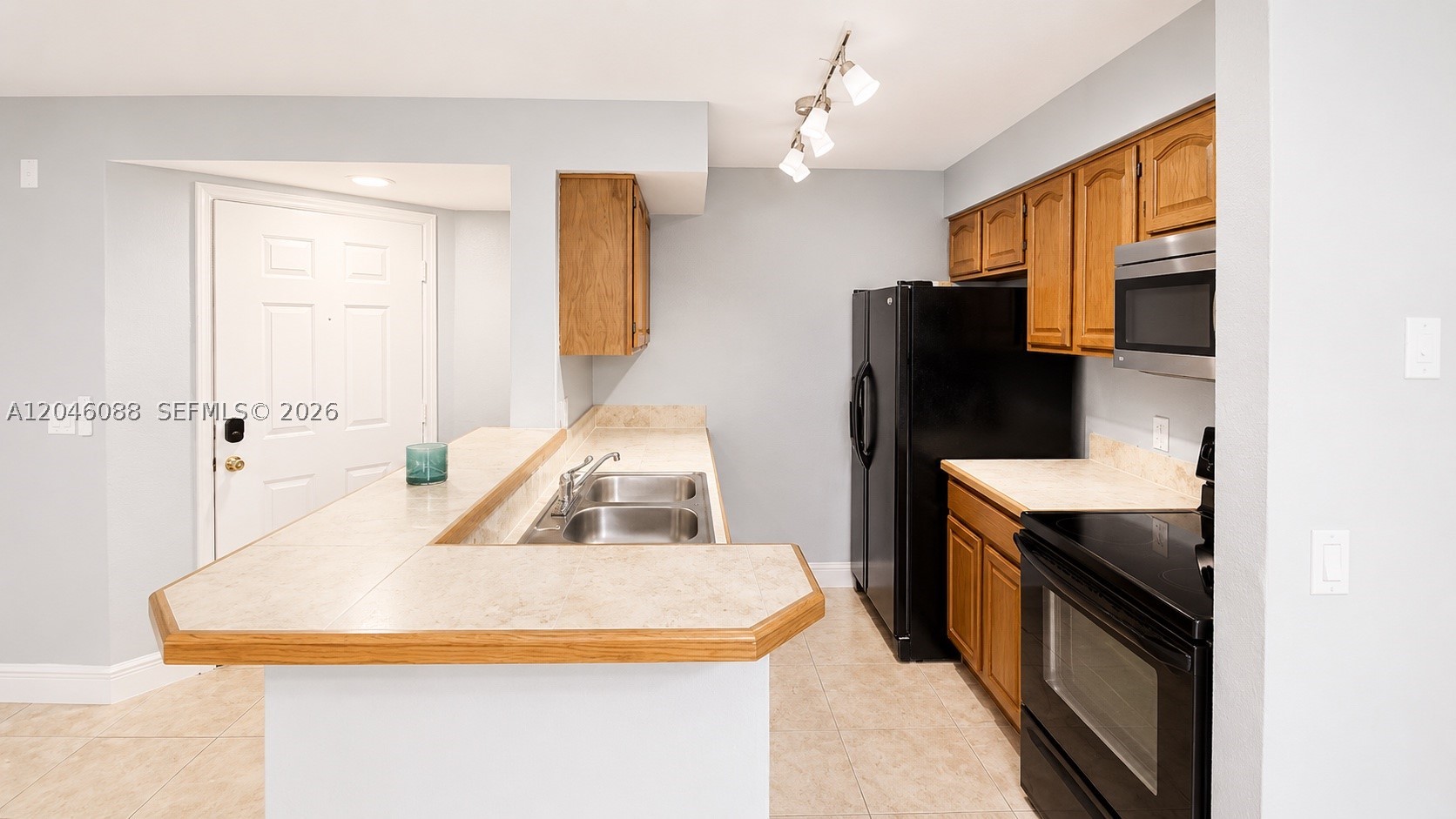 SUNDANCE AT DAVIE CONDO - Residential