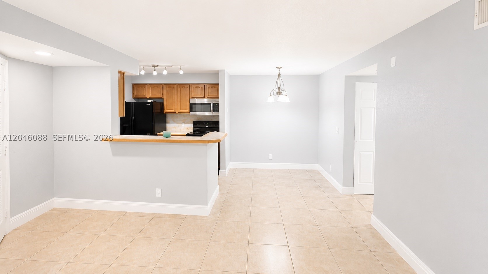 SUNDANCE AT DAVIE CONDO - Residential