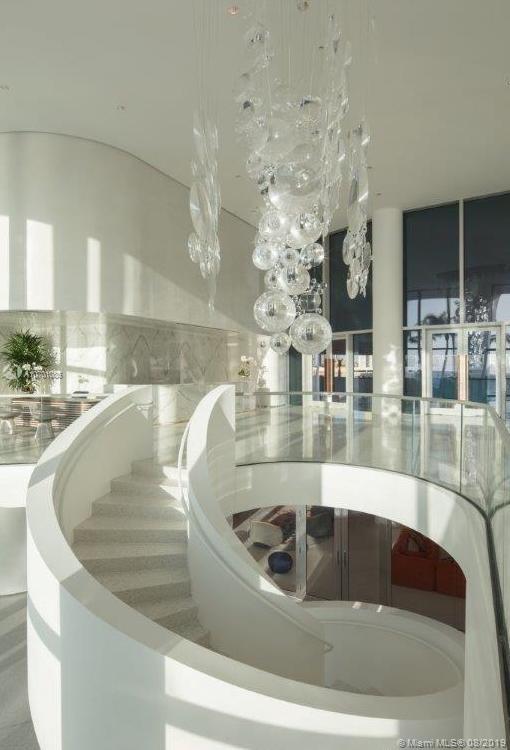 JADE SIGNATURE CONDO - Residential