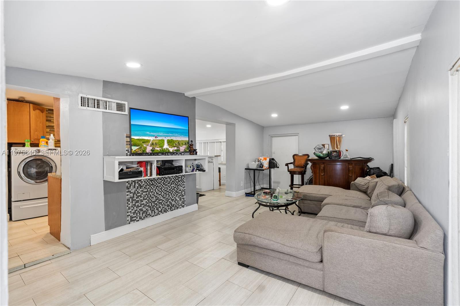 LAKE FOREST SEC ONE - Residential