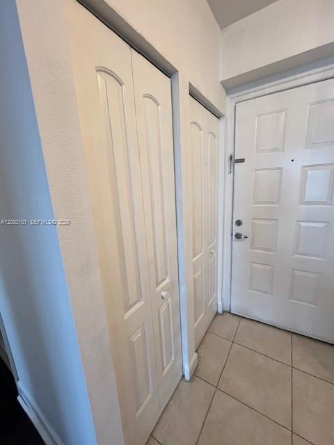 RADIUS CONDO - Residential