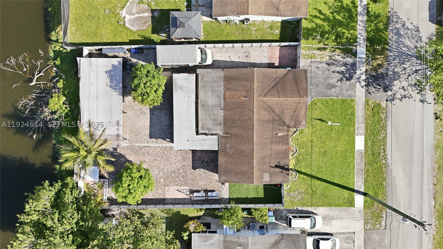 FLAIR SUB NO NINE - Residential