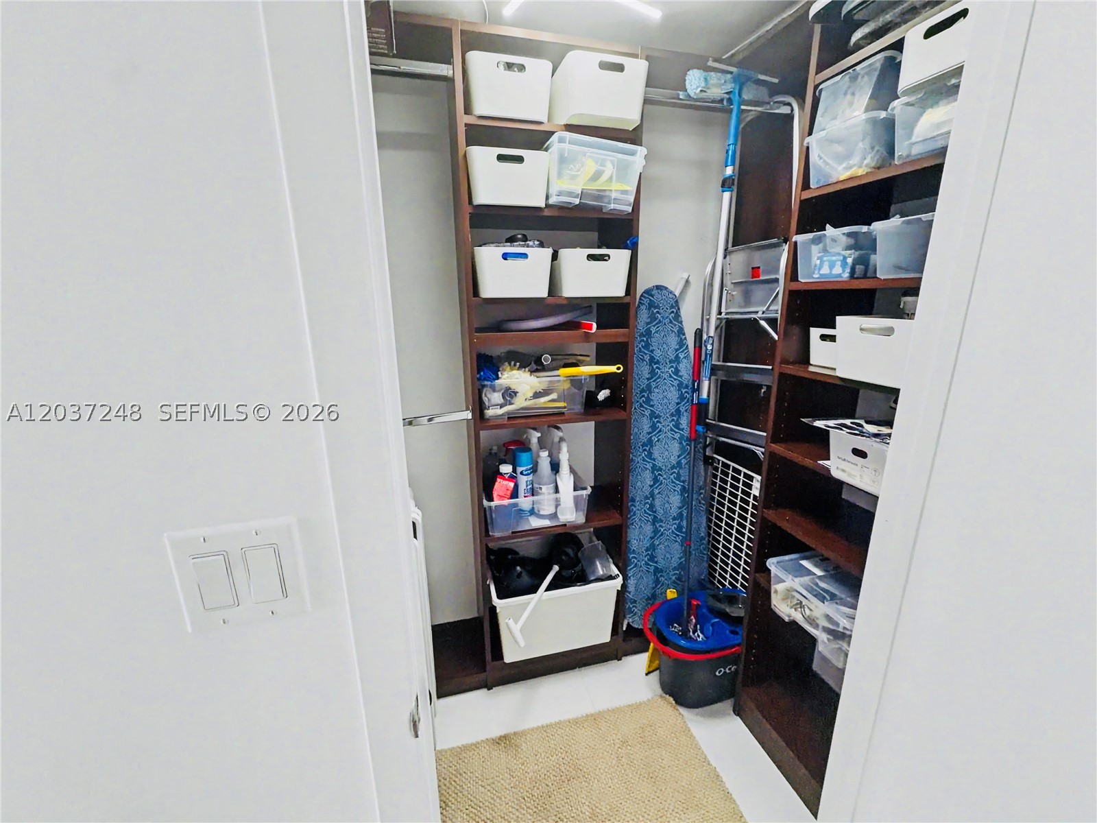 ICONBRICKELL CONDO NO 1 - Residential Lease