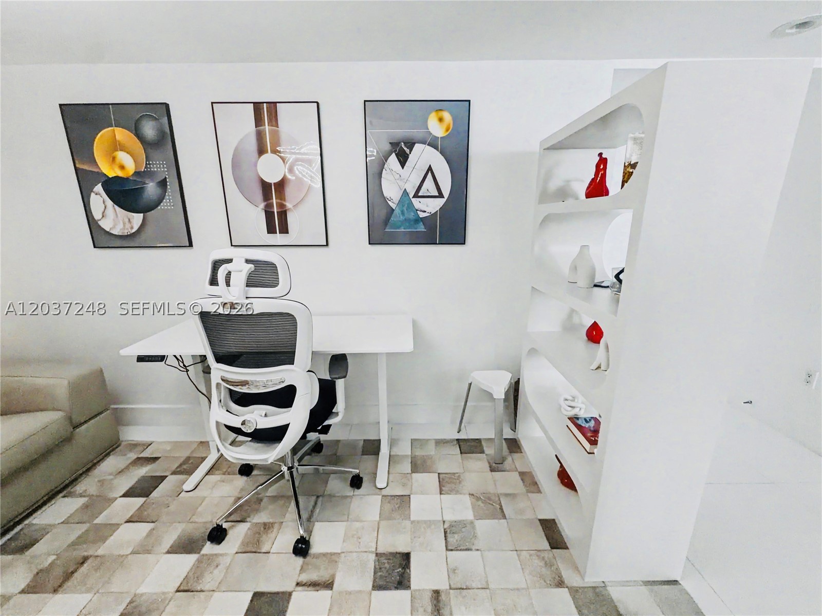 ICONBRICKELL CONDO NO 1 - Residential Lease