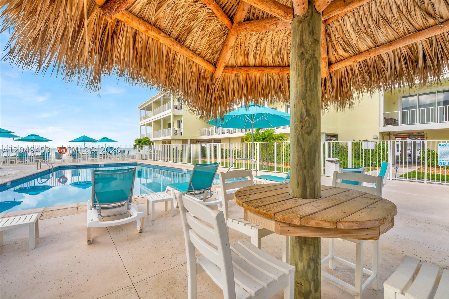 KEY COLONY BEACH CLUB - Residential