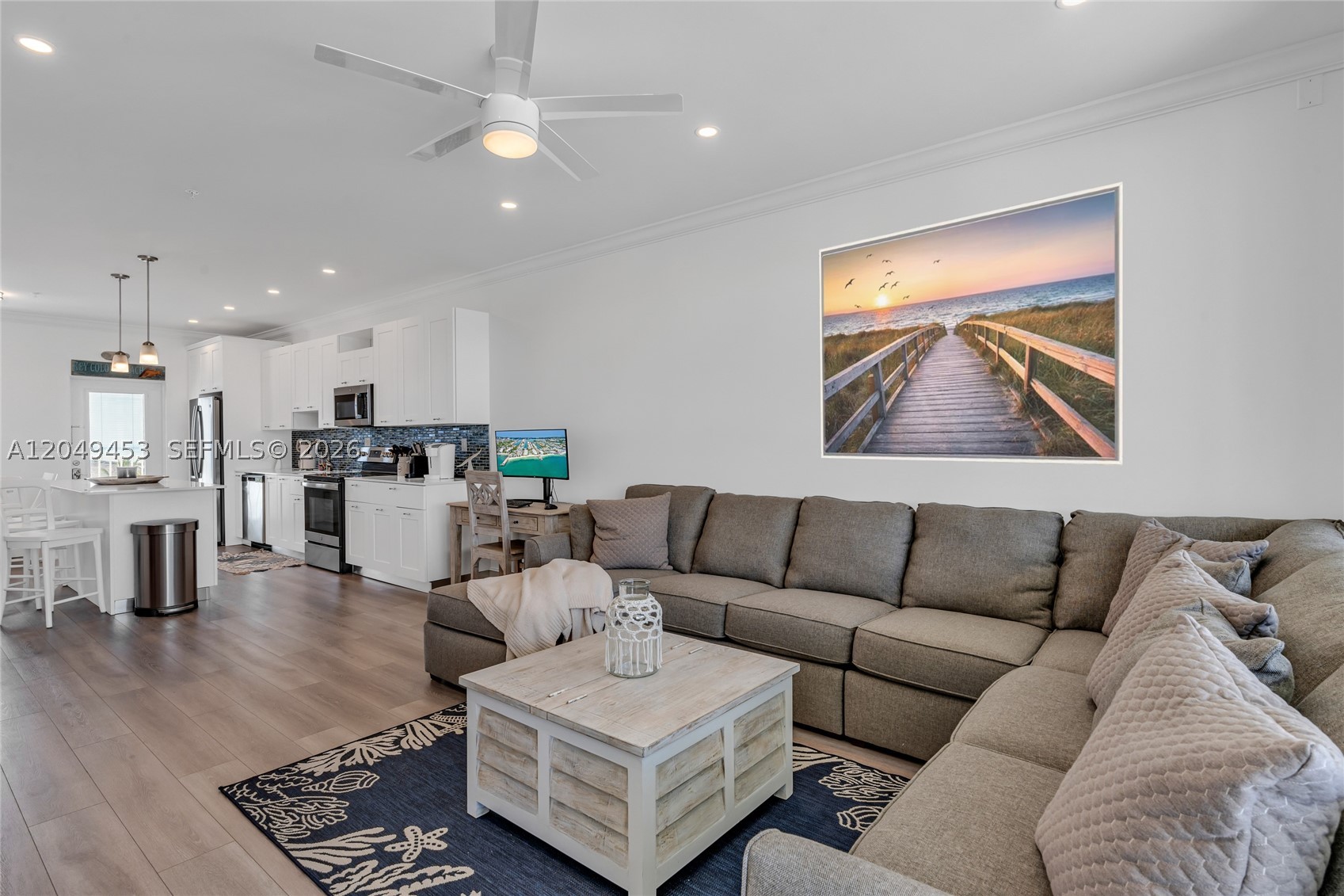 KEY COLONY BEACH CLUB - Residential