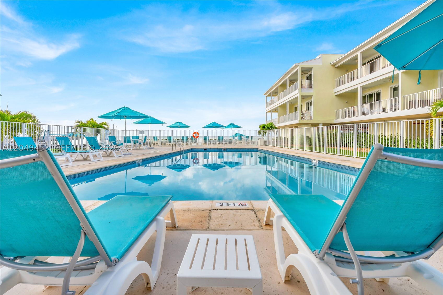 KEY COLONY BEACH CLUB - Residential
