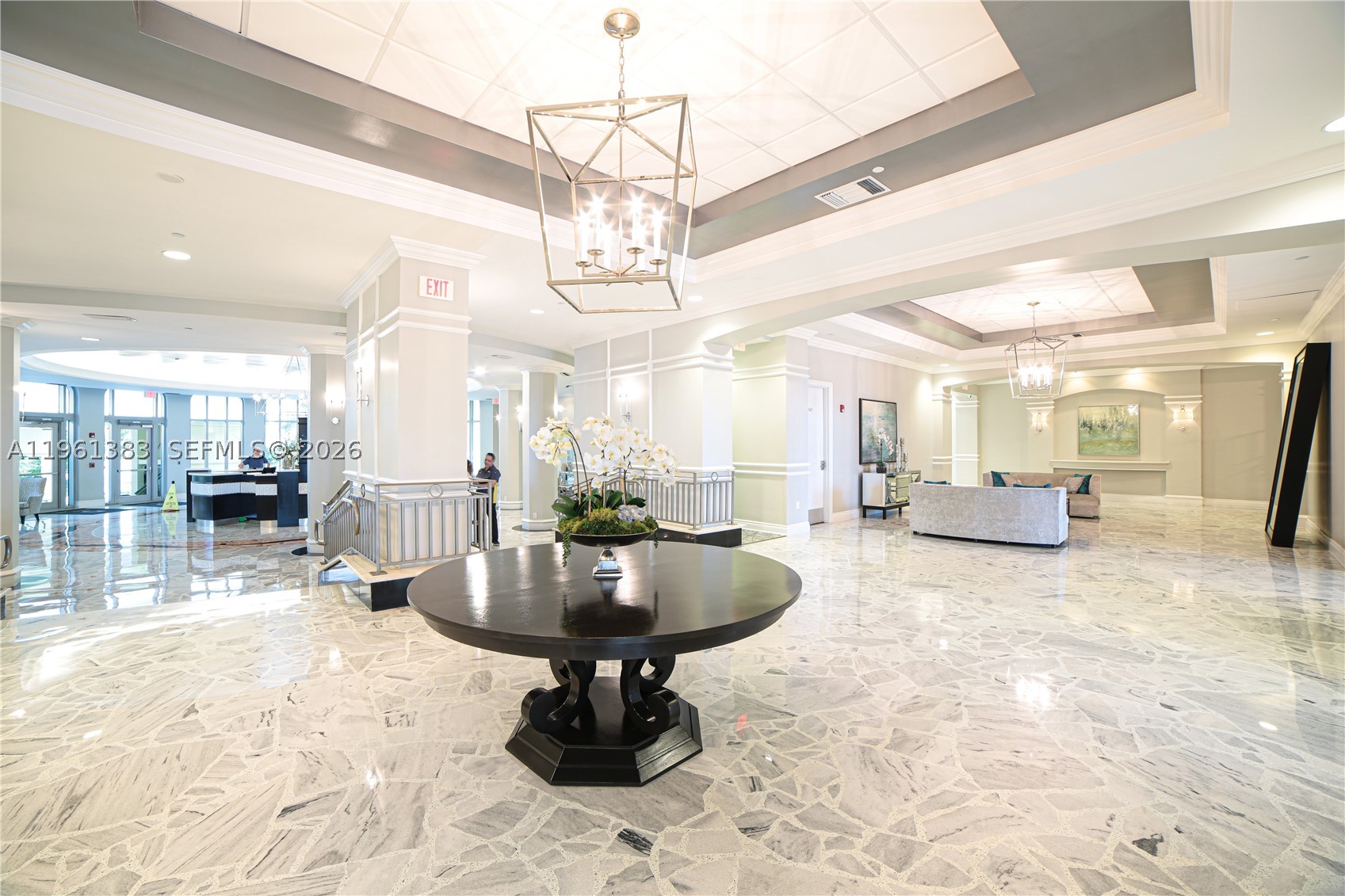 WAVE CONDO - Residential