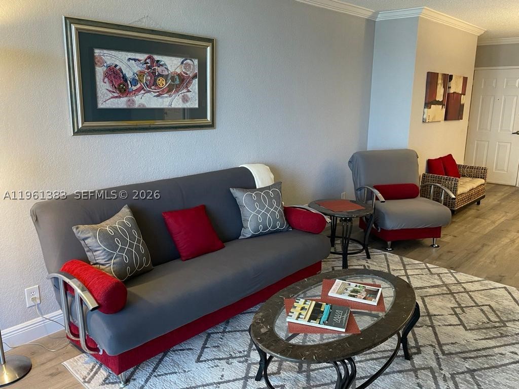 WAVE CONDO - Residential