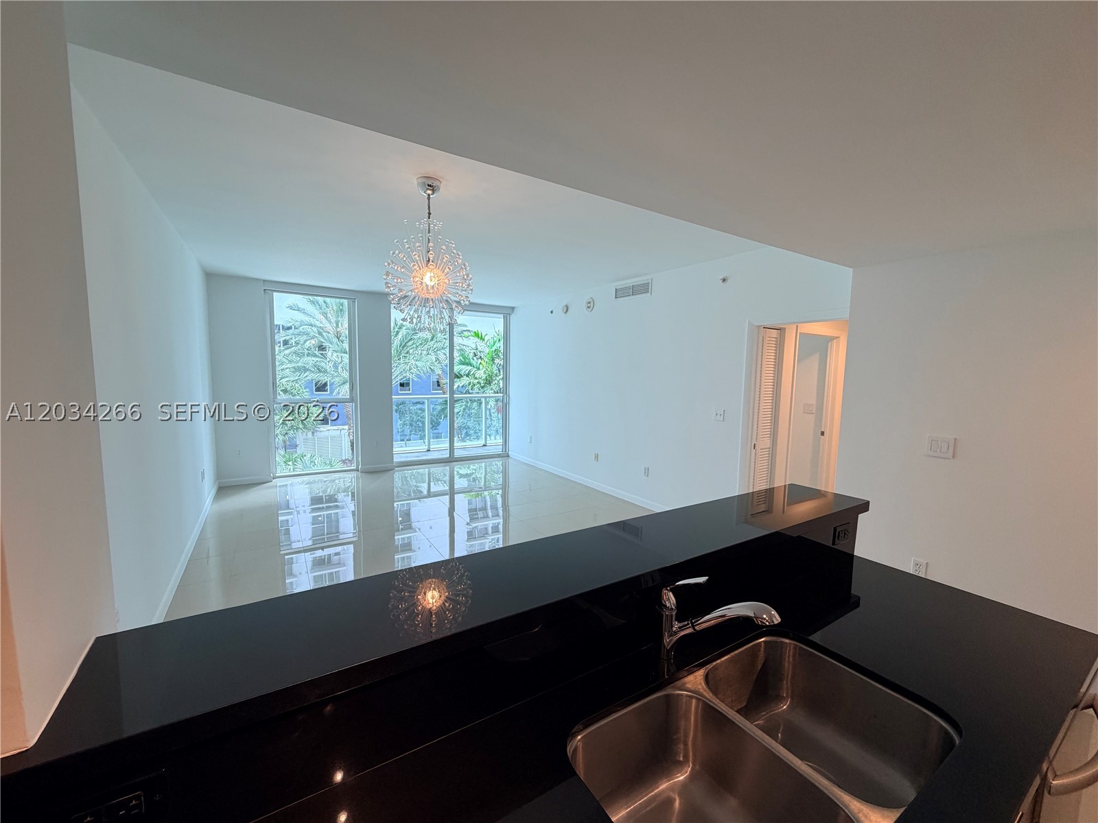 VIZCAYNE SOUTH CONDO - Residential Lease