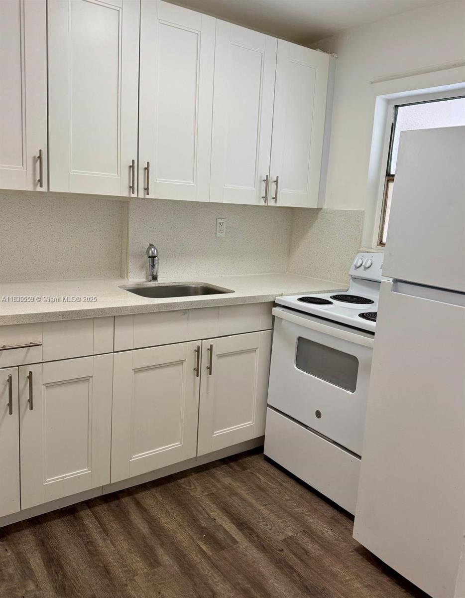 DIXIE HWY PARK - Residential Lease