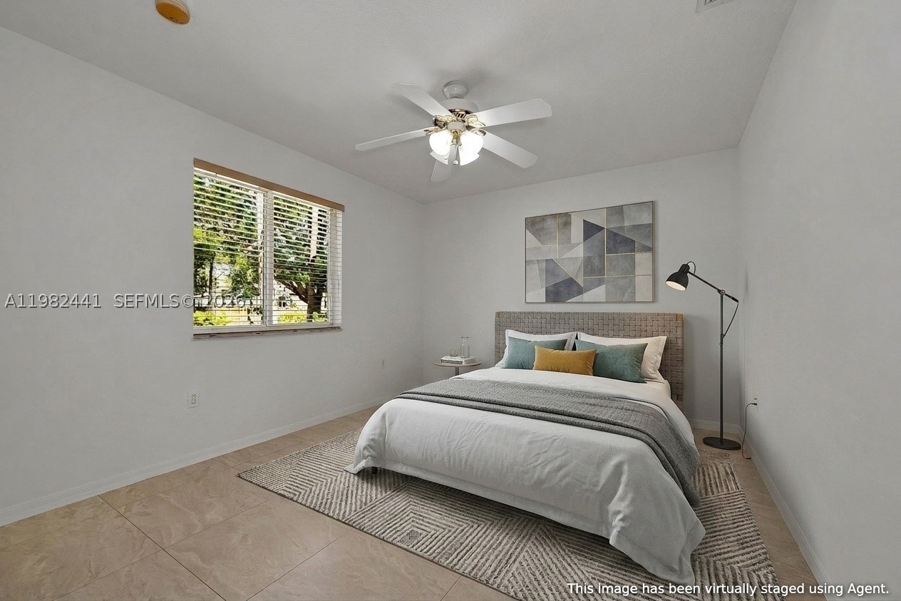 CORAL PINES - Residential