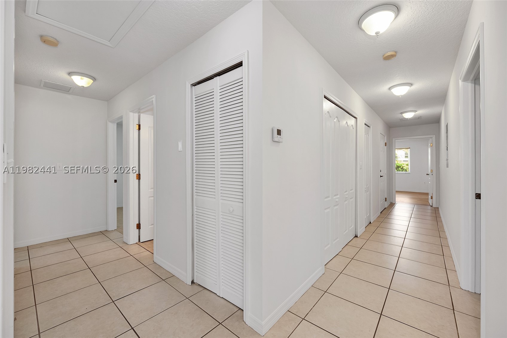 CORAL PINES - Residential