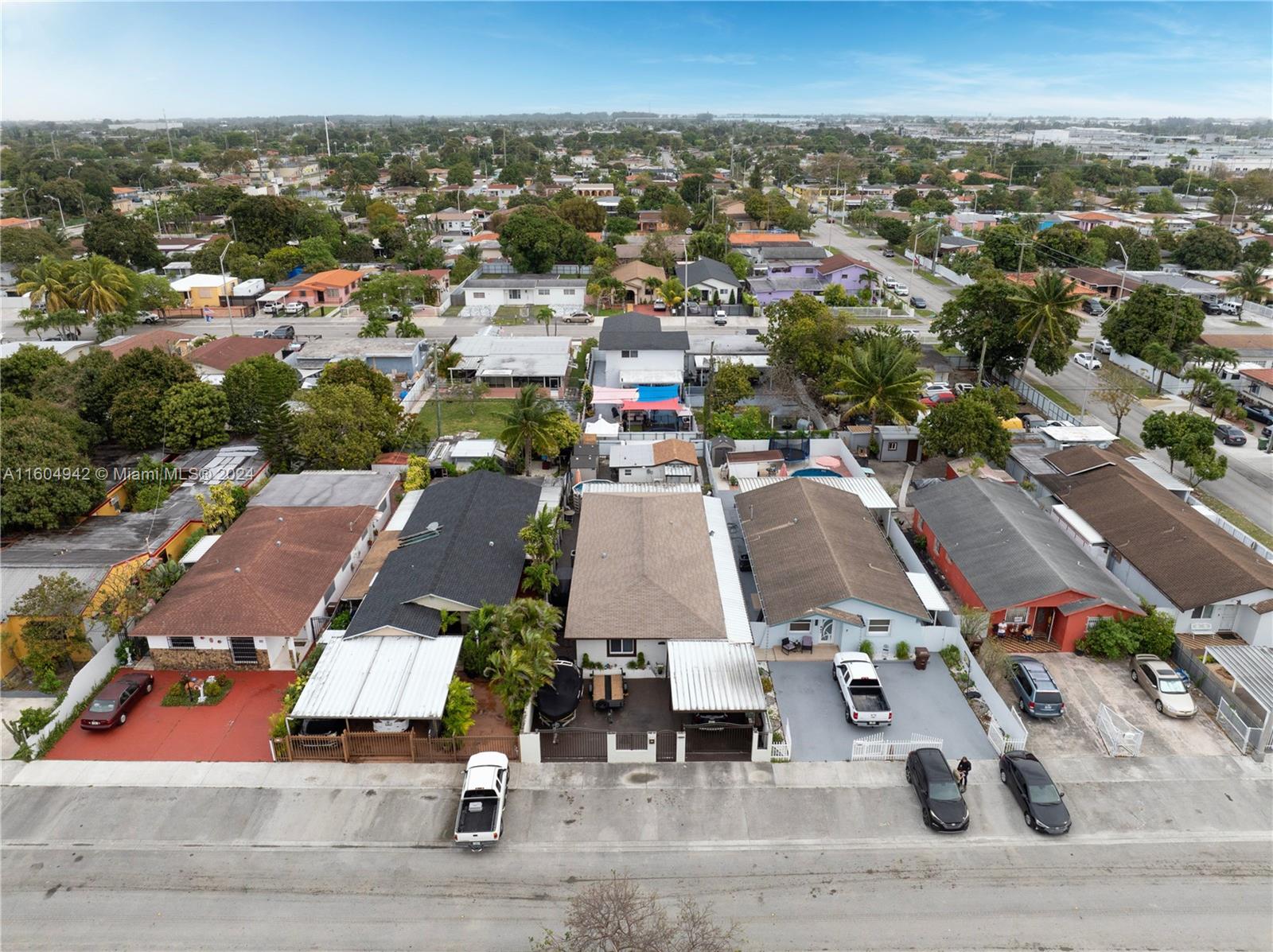 HIALEAH 13TH ADDN AMD PL - Residential
