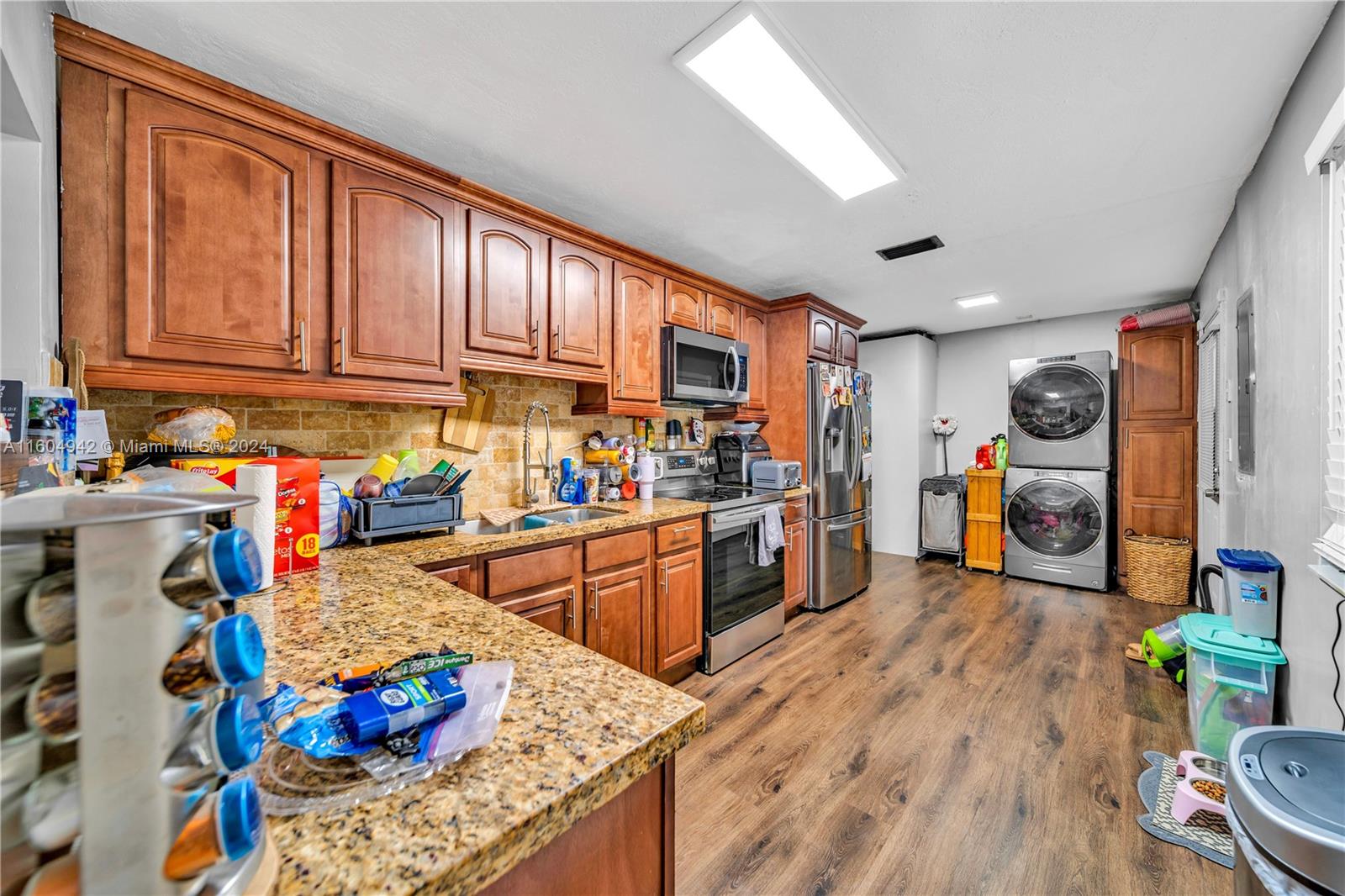 HIALEAH 13TH ADDN AMD PL - Residential