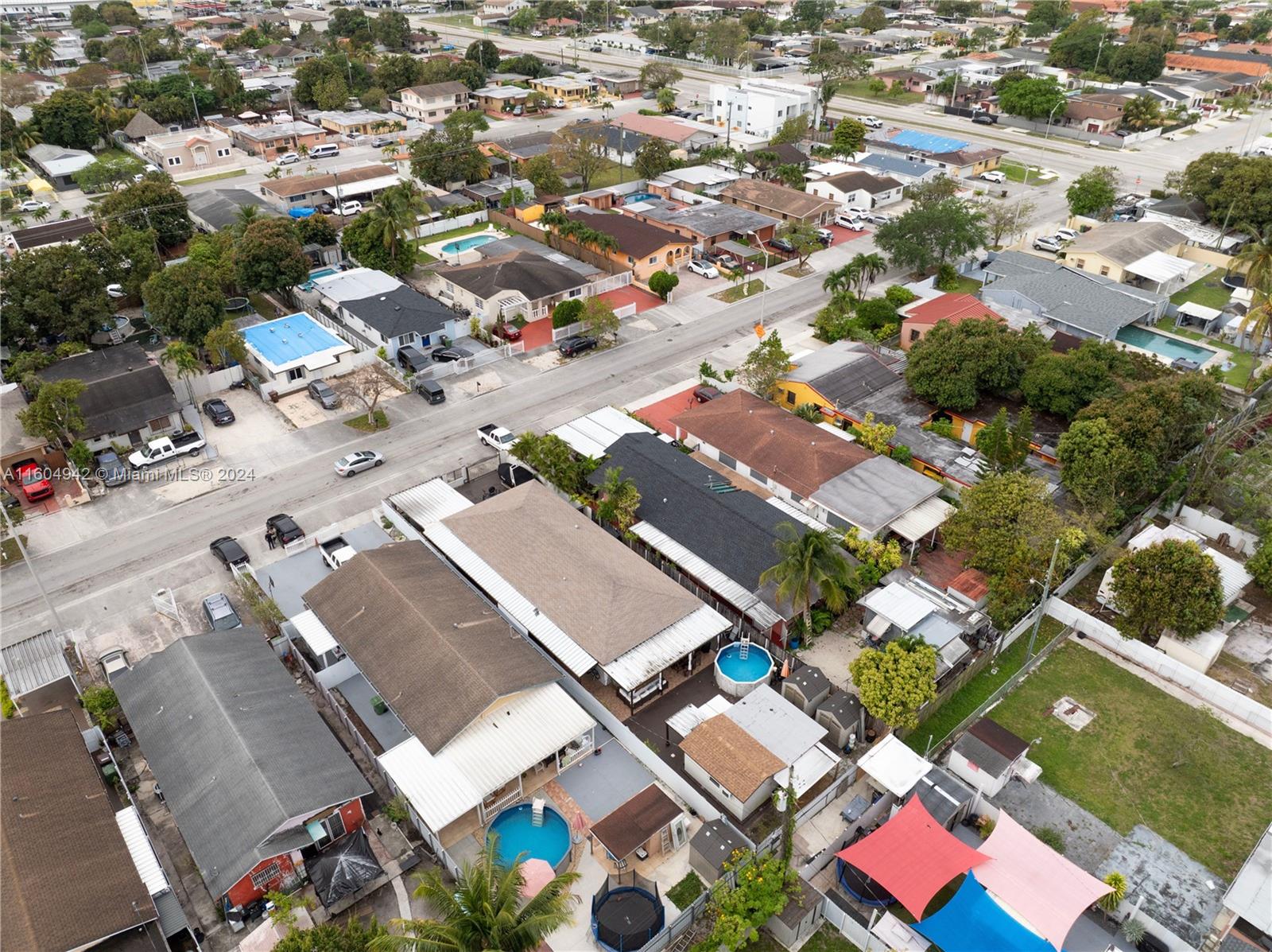 HIALEAH 13TH ADDN AMD PL - Residential