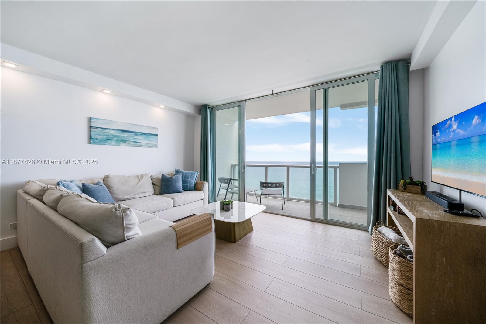 THE PAVILION CONDO - Residential