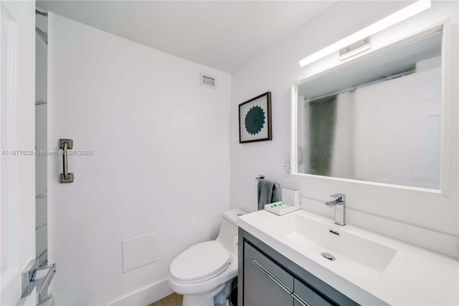 THE PAVILION CONDO - Residential