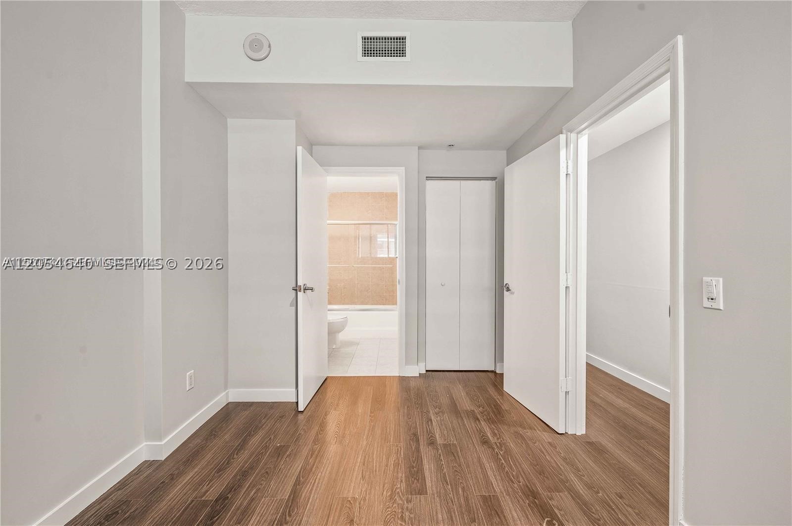 INFINITY AT BRICKELL COND - Residential