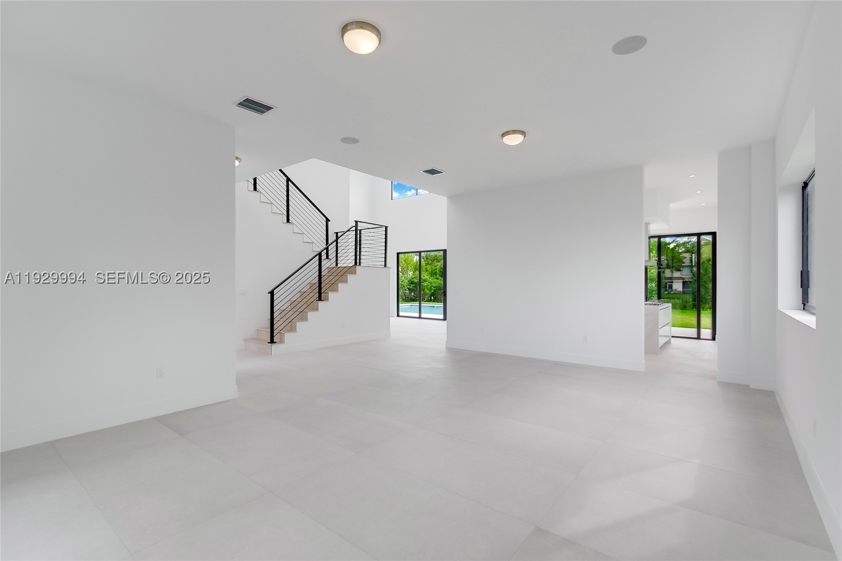 WESTON ESTATES - Residential
