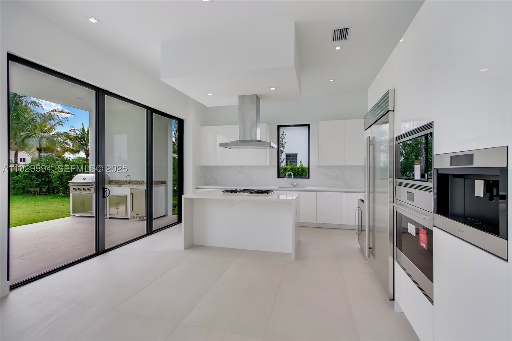 WESTON ESTATES - Residential
