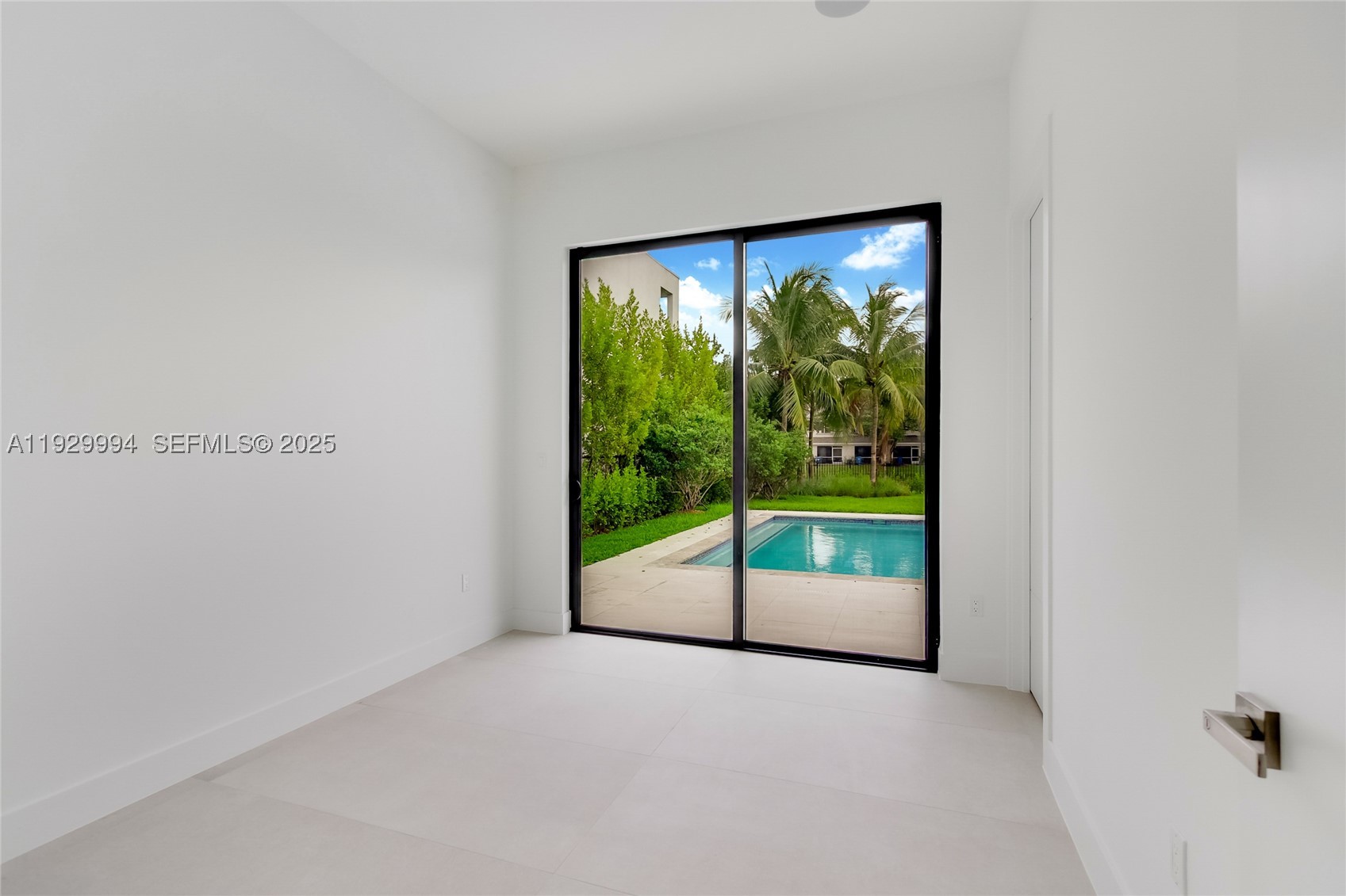 WESTON ESTATES - Residential