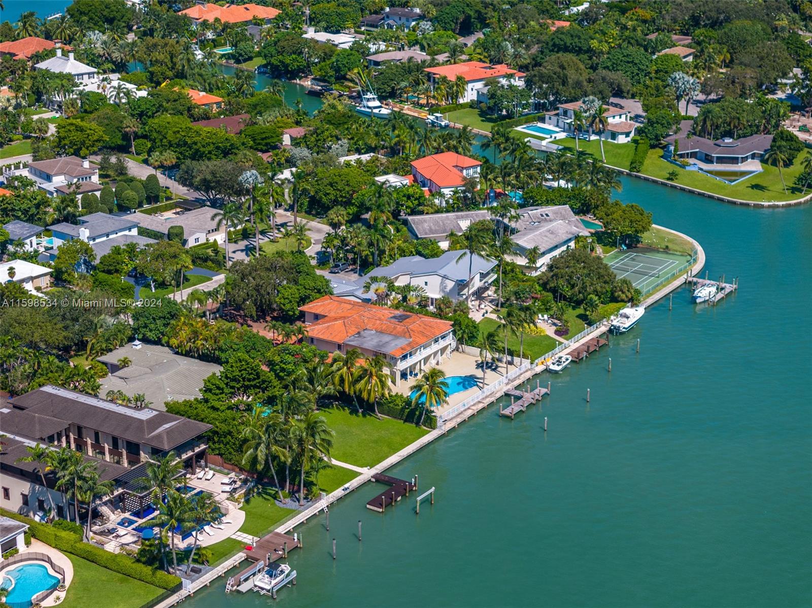 BAY POINT - Land