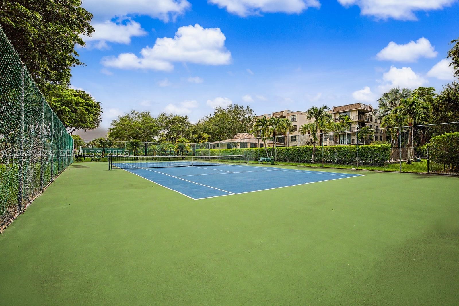 VILLAGE AT THE FALLS COND - Residential