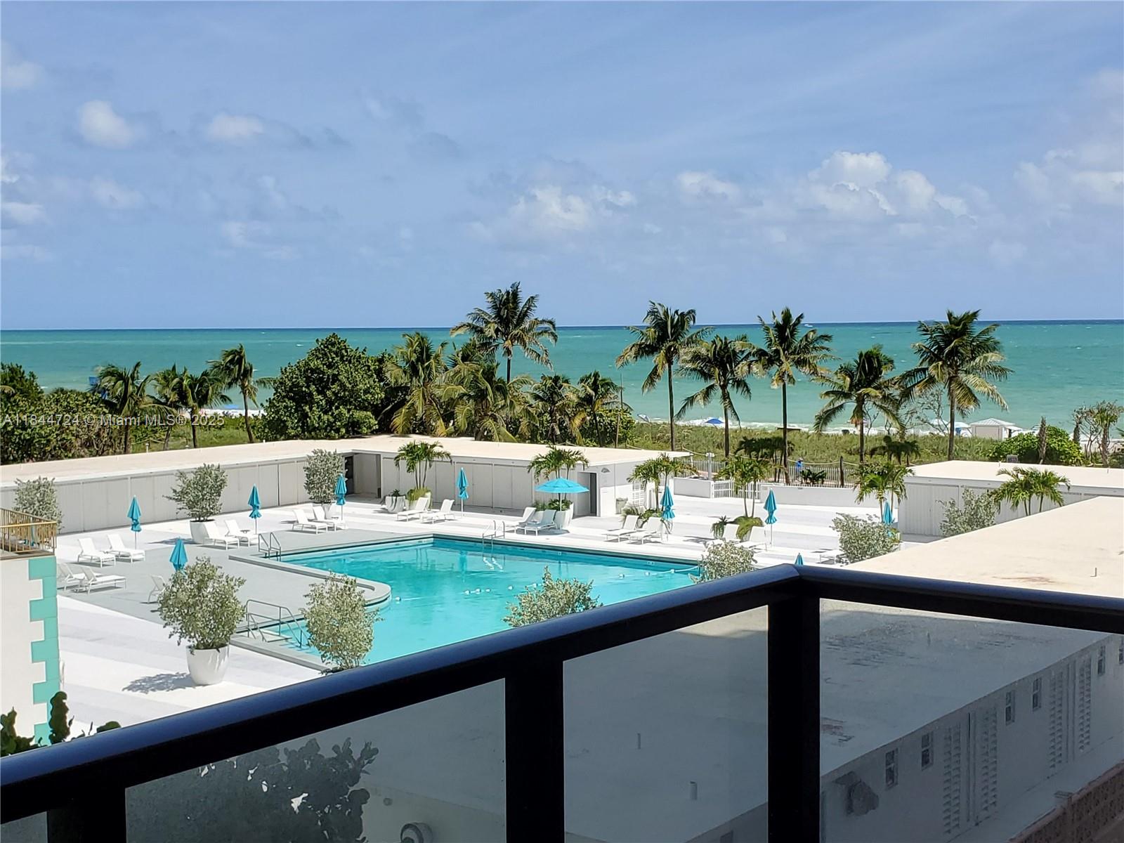 THE ALEXANDER CONDO - Residential