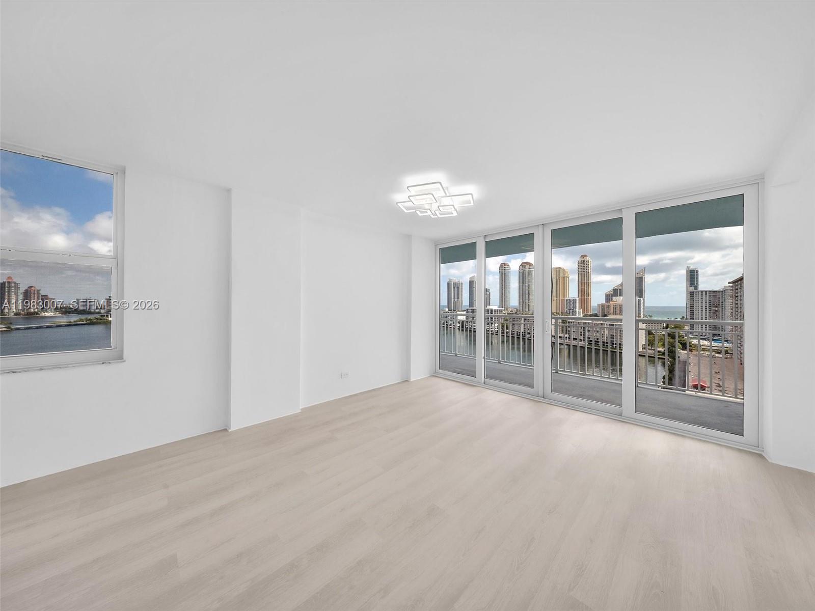 WINSTON TOWERS 500 CONDO - Residential