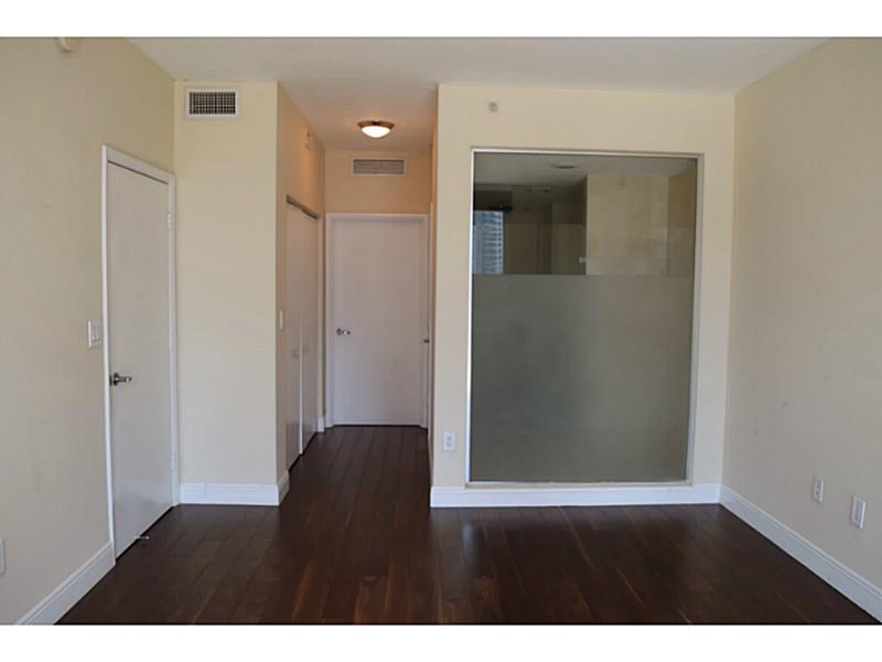 IVY CONDO - Residential Lease