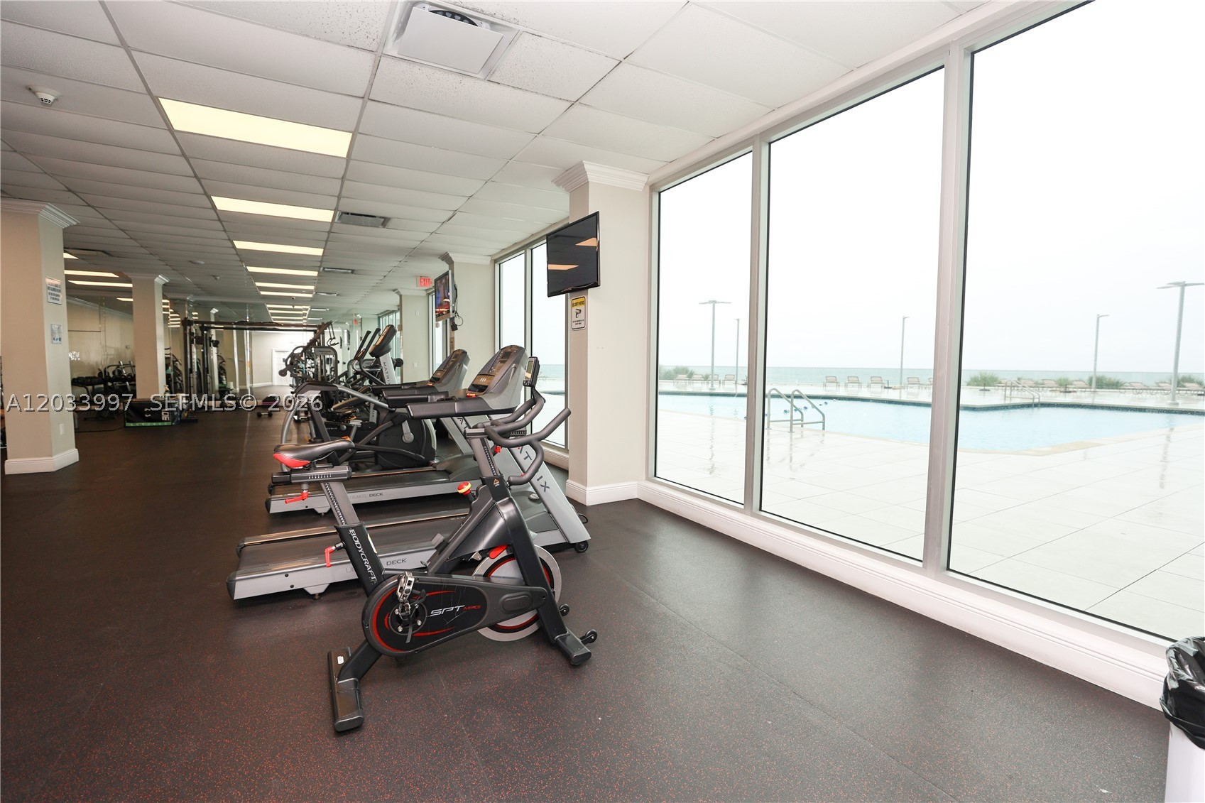 BURLEIGH HOUSE CONDO - Residential