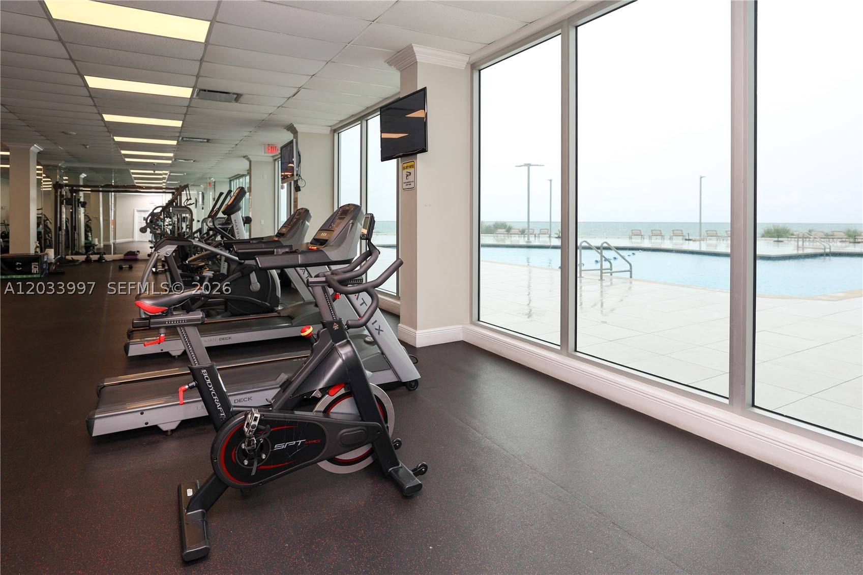 BURLEIGH HOUSE CONDO - Residential