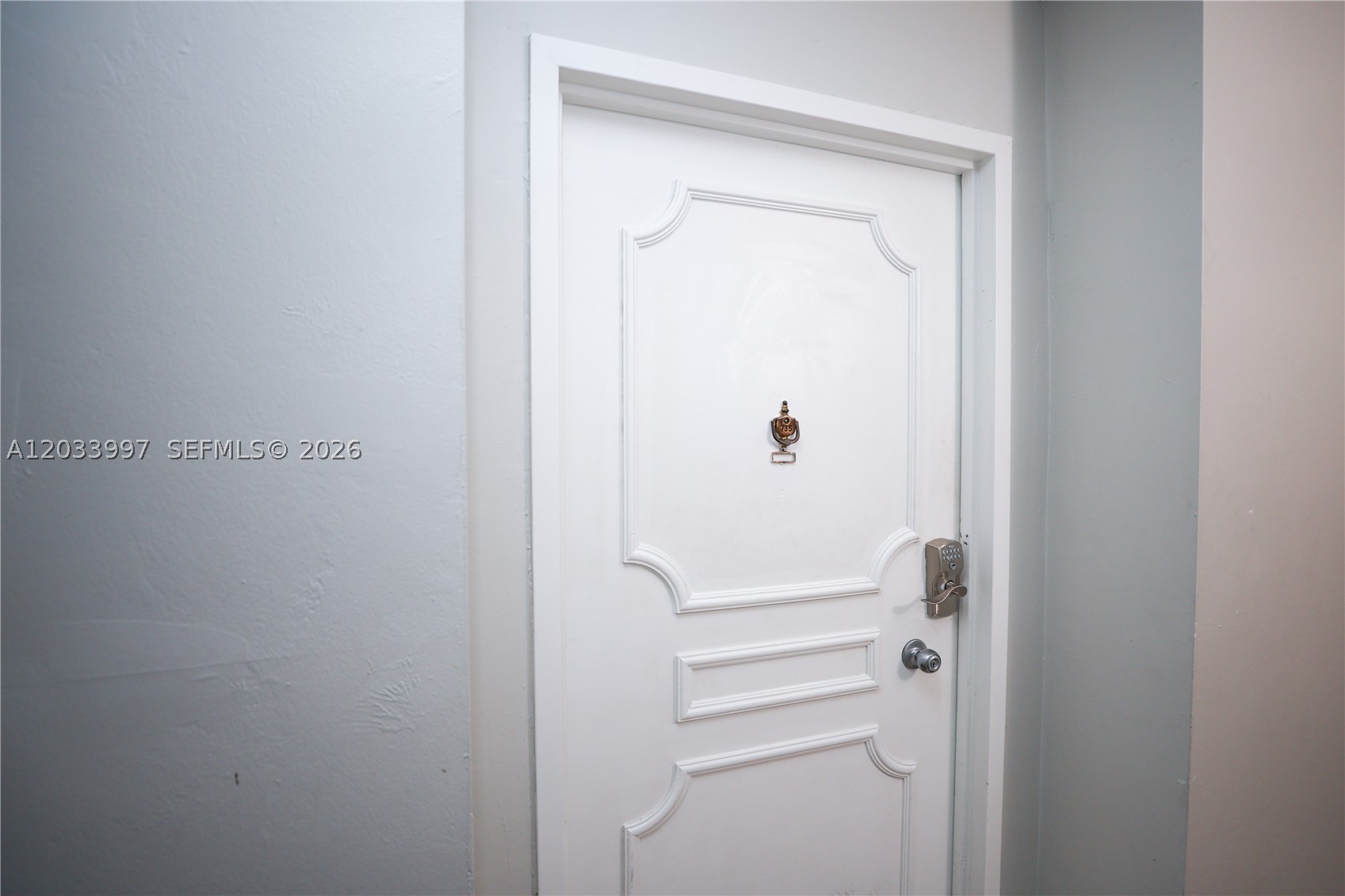 BURLEIGH HOUSE CONDO - Residential