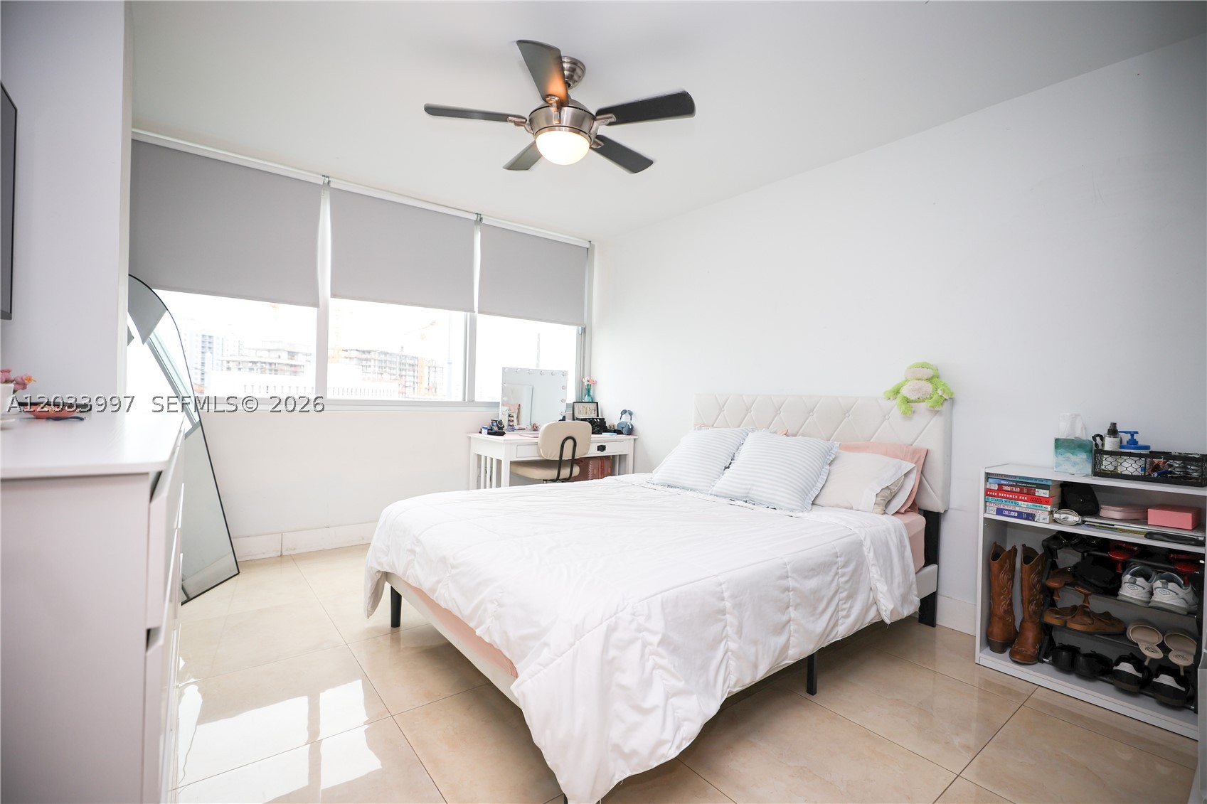 BURLEIGH HOUSE CONDO - Residential