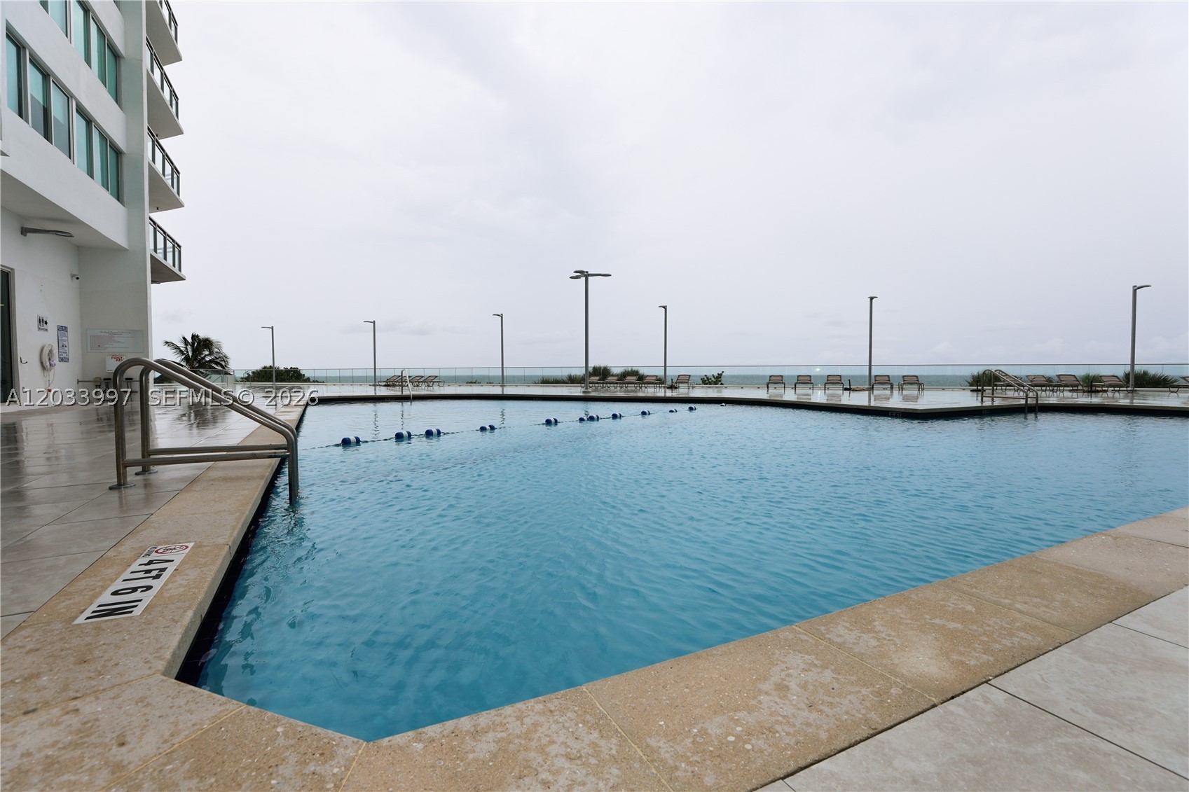 BURLEIGH HOUSE CONDO - Residential
