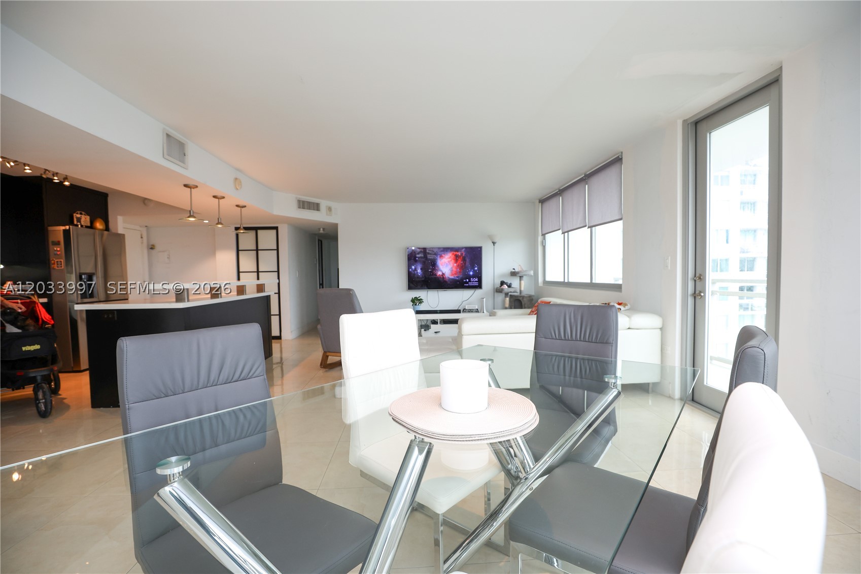 BURLEIGH HOUSE CONDO - Residential