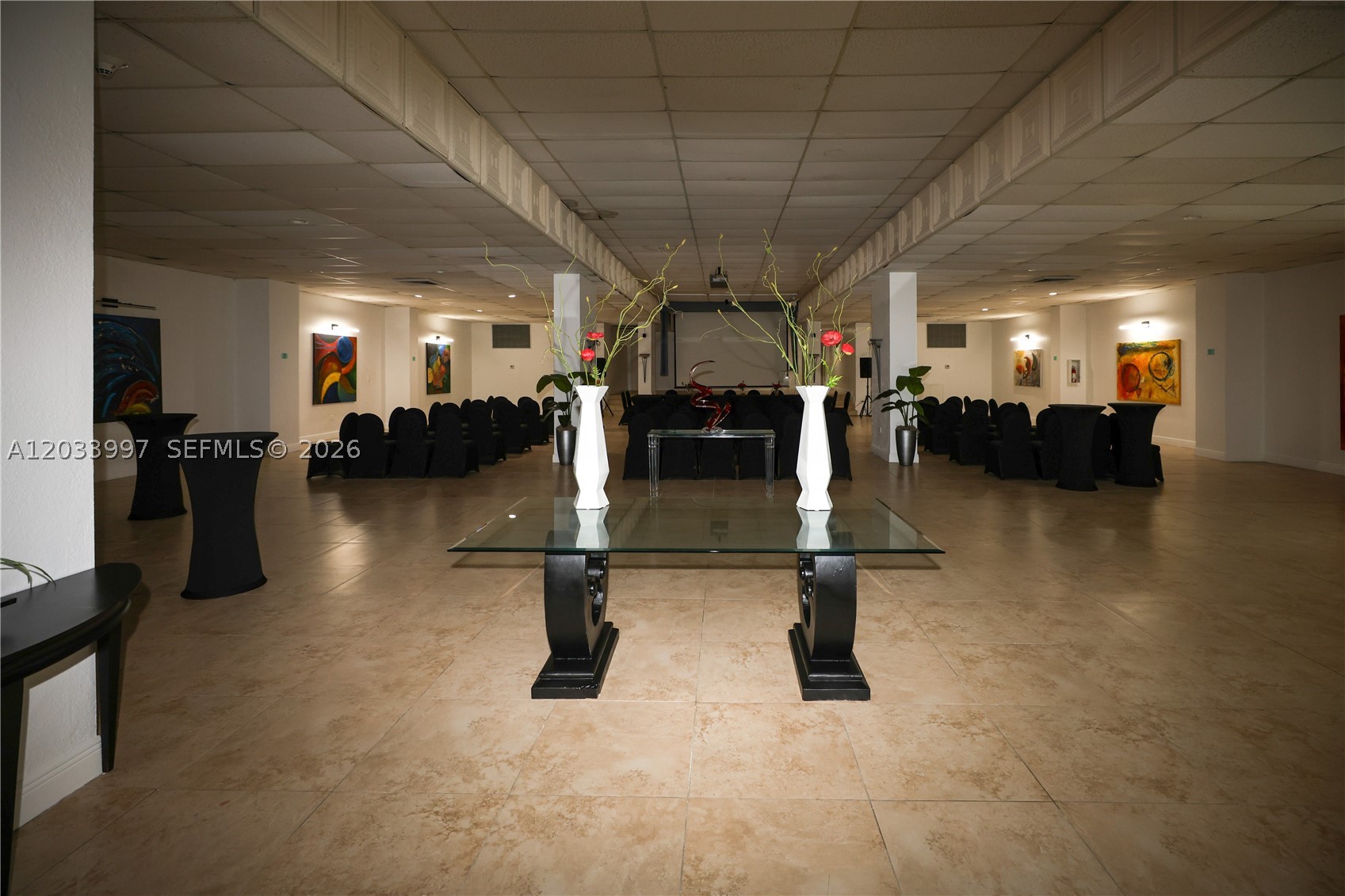 BURLEIGH HOUSE CONDO - Residential