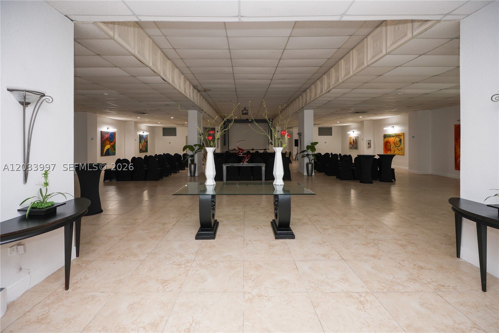 BURLEIGH HOUSE CONDO - Residential