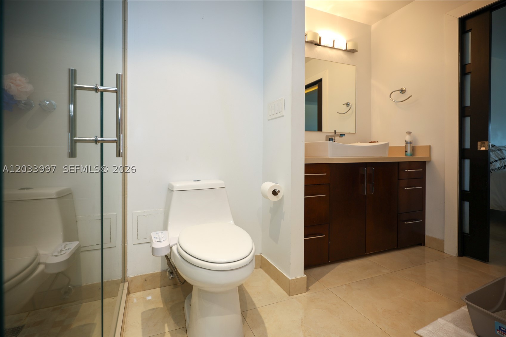 BURLEIGH HOUSE CONDO - Residential