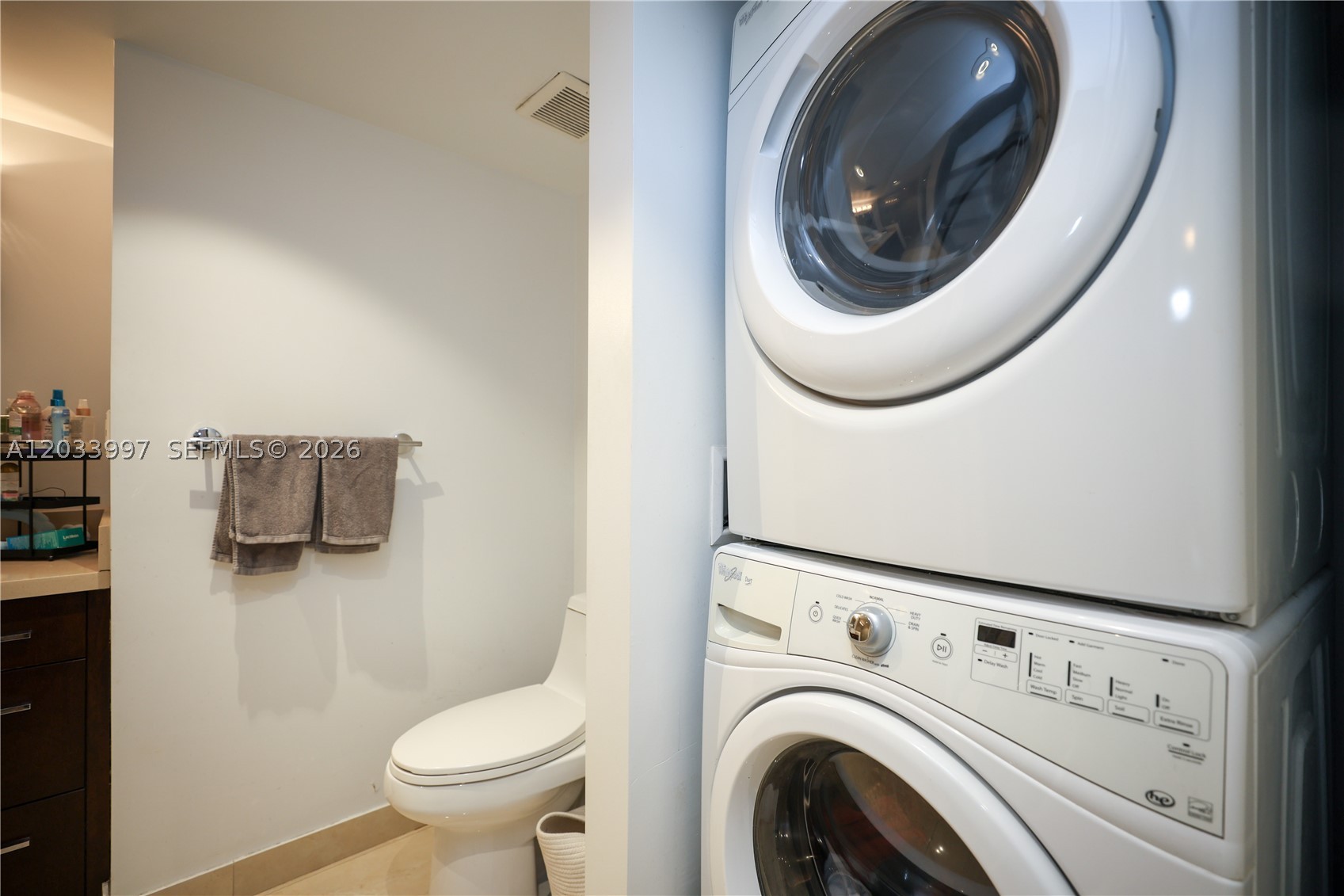 BURLEIGH HOUSE CONDO - Residential