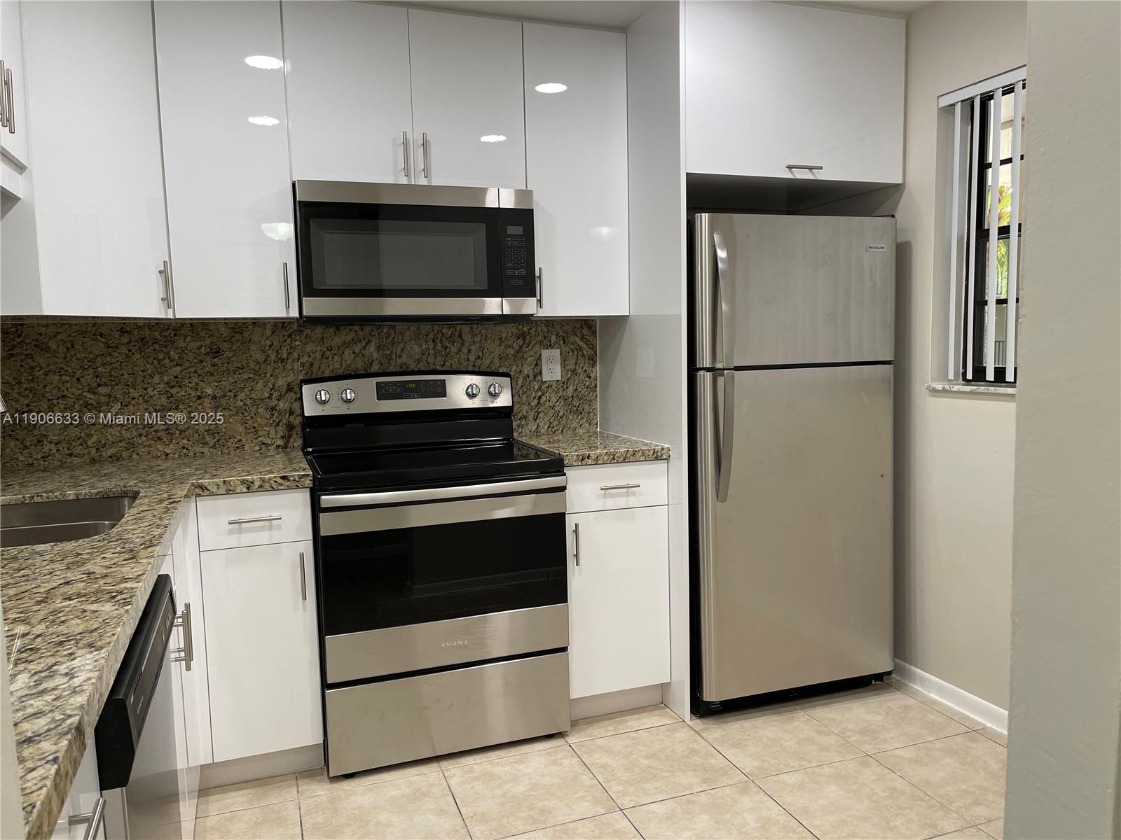 GARDENS OF KENDALL SOUTH - Residential Lease